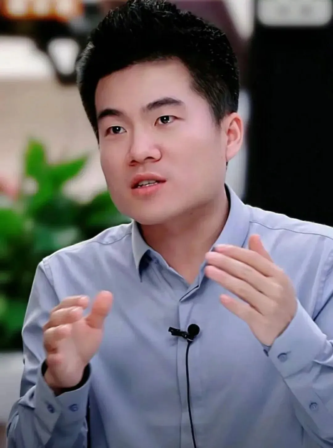 多多留评app：董宇辉与东方甄选发展现状分析，各自优势与挑战探讨