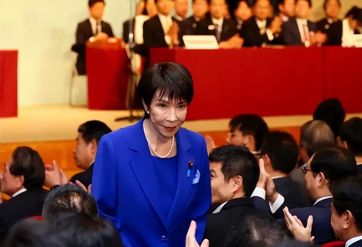 小G助手卡密：中国深夜召见日本大使，高市早苗面临外交危机与国际制裁风险