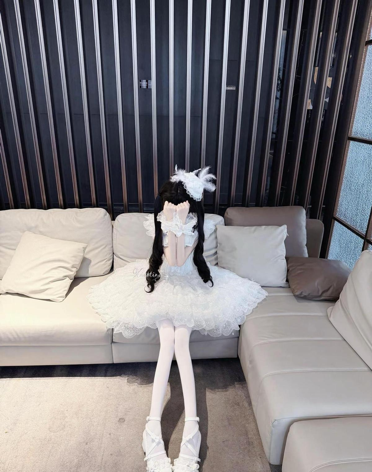 小M助手：穿裙子的背后，如何用时尚证明自己的价值与自信