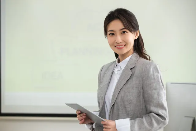 小评评助手：业余兼职攻略，多元增收方式助你提升生活品质