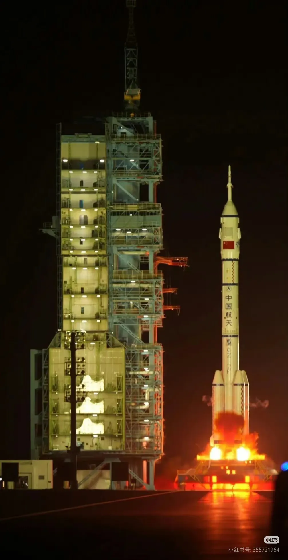 小评评助手：多种数字收入模式解析，从模板销售到POD，轻松实现财富增长
