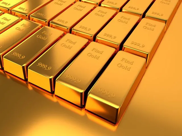 小评评助手软件下载：黄金价格上涨原因分析及潜在风险探讨