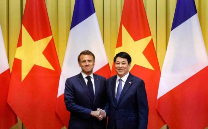 多多开团助手开团软件：马克龙专机赴东南亚，欲撬中美贸易战“墙角”遭越南冷遇