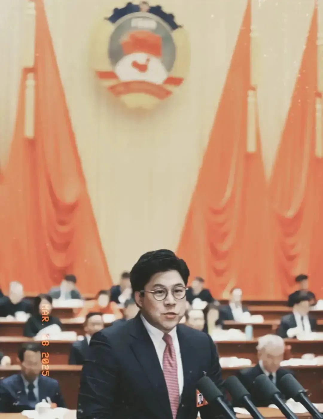 超单助手小号：霍启刚提倡治“内卷”，呼吁重视商品质量与服务提升竞争体验