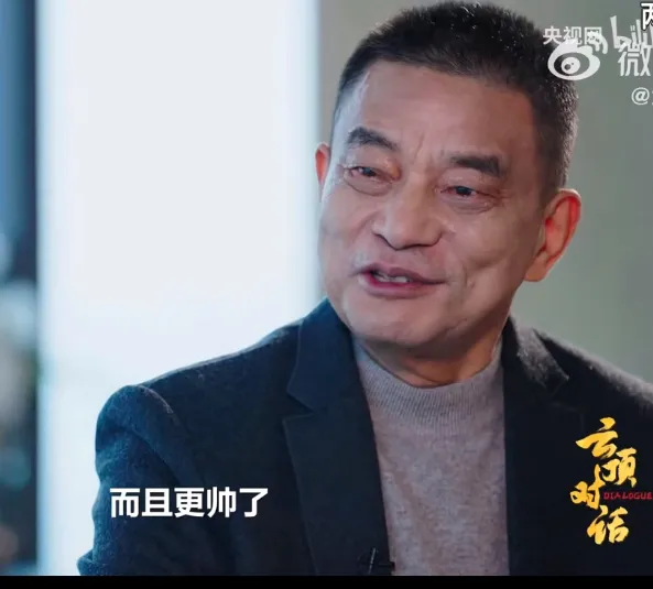 超单助手怎么用：刘永好称赞雷军，自律与奋斗精神激励企业家共同成长
