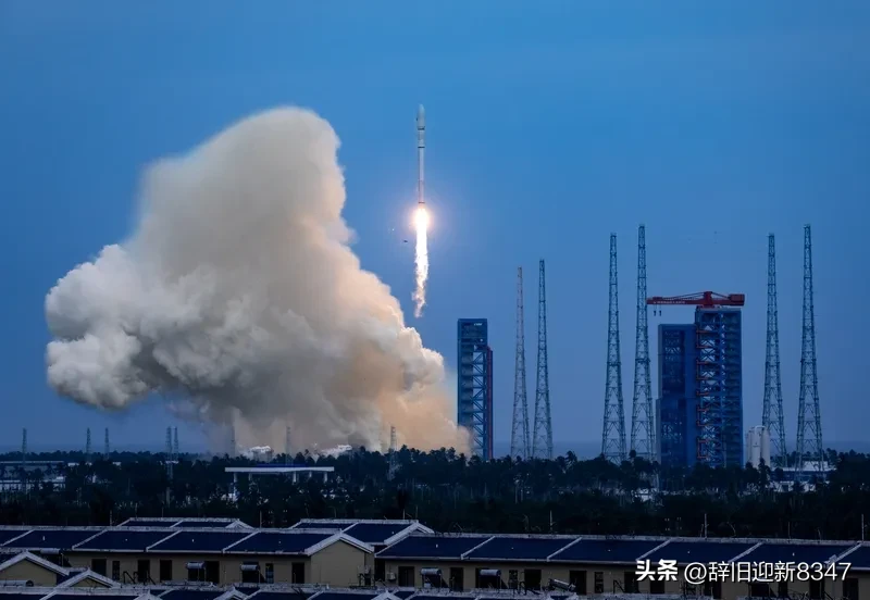 小Q助手怎么用：中国航天加速发射互联网卫星，抢占低轨频谱与轨道资源的紧迫之战