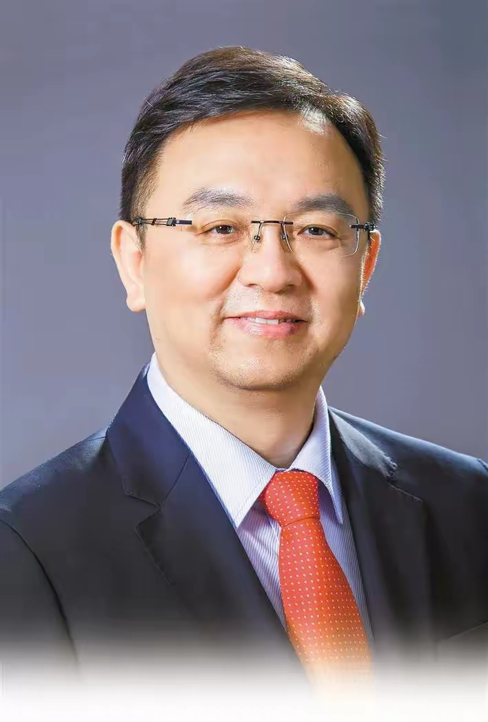 51助手下载官网：王传福的感恩之路，从贫困学子到亿万富翁的成功故事