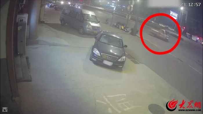 易拼团开团软件：东营警方快速破案，两名男子深夜偷空调被抓获