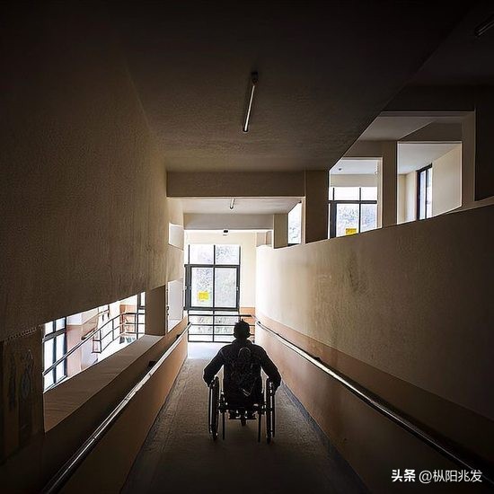易出评开团软件：残疾人权益保障新政策，助力生活改善与就业增收措施解析