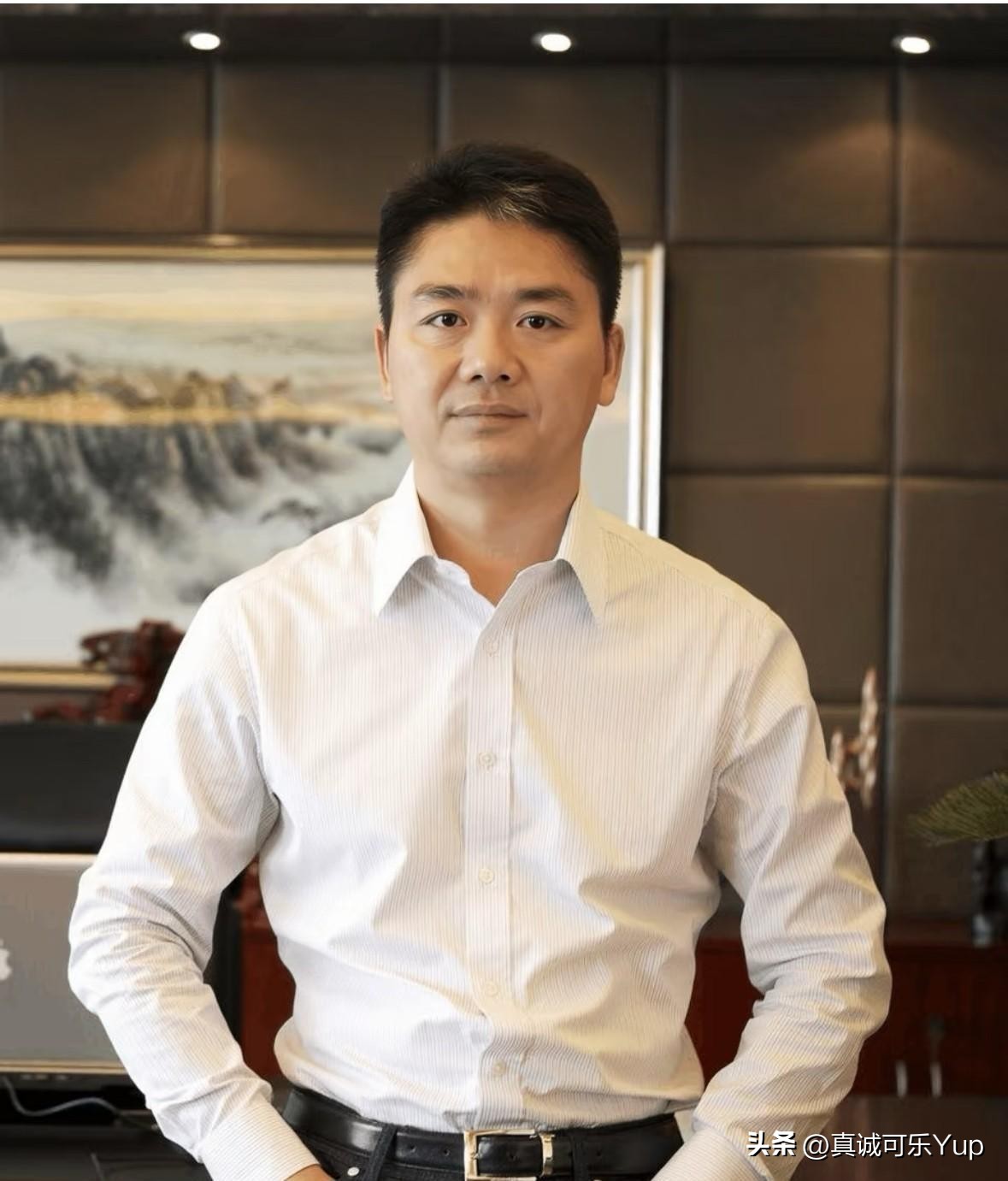 易评助手软件官网：好市多如何通过会员制和低价策略吸引顾客并实现盈利？