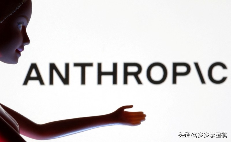 小Q助手开团软件：OpenAI与Anthropic，两条截然不同的AI发展赛道解析