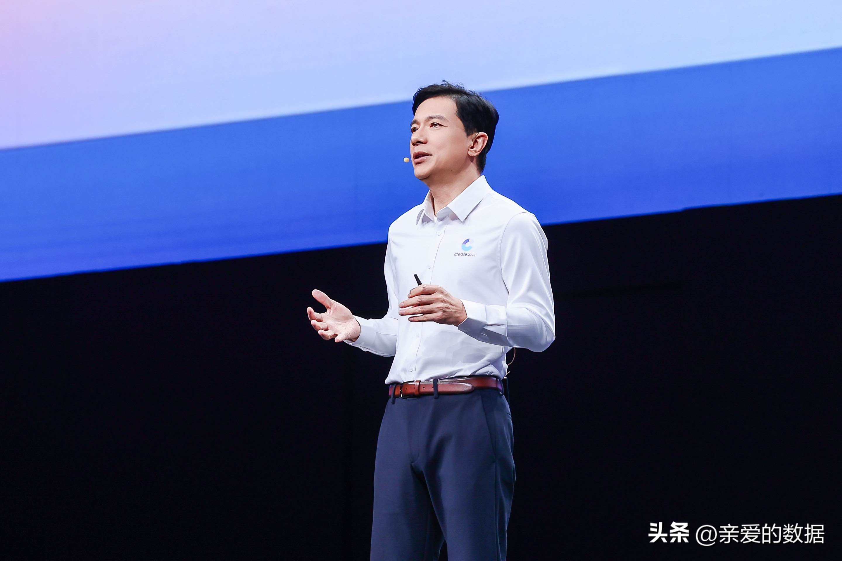 潜力鸭软件下载：李彦宏称文心大模型为市场最佳搜索MCP，推动开发者应用创新